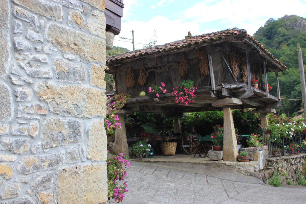 Gasthaus El Colladin Llerices Zimmer foto