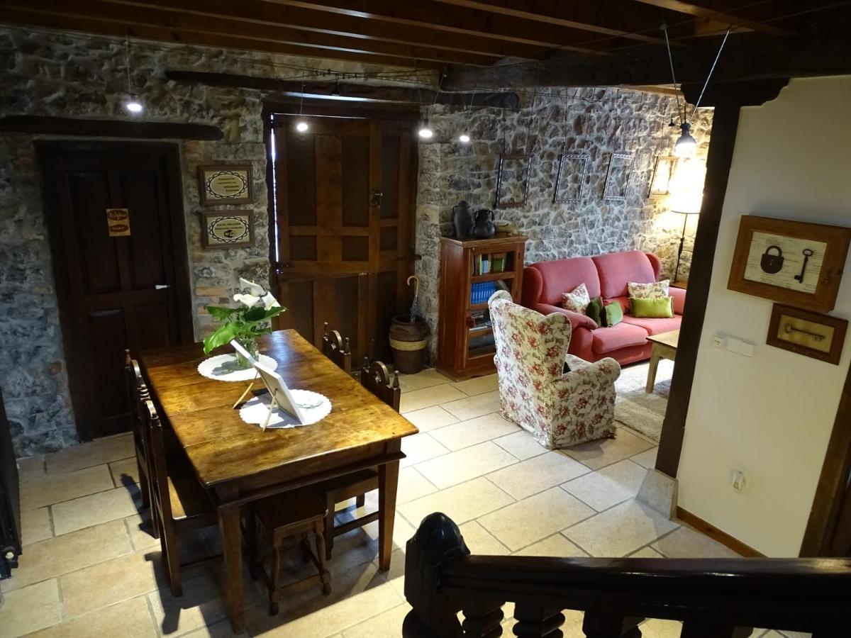 Gasthaus El Colladin Llerices Exterior foto