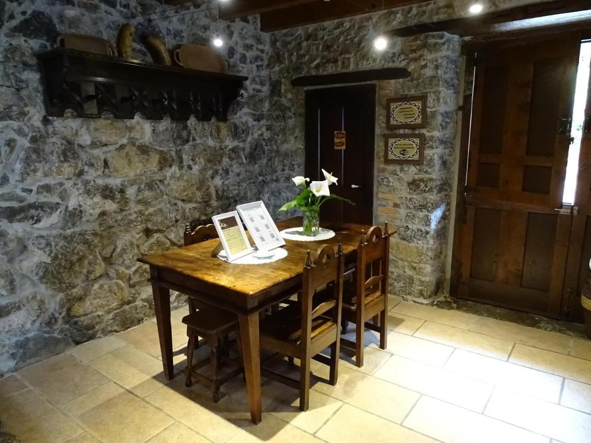 Gasthaus El Colladin Llerices Exterior foto
